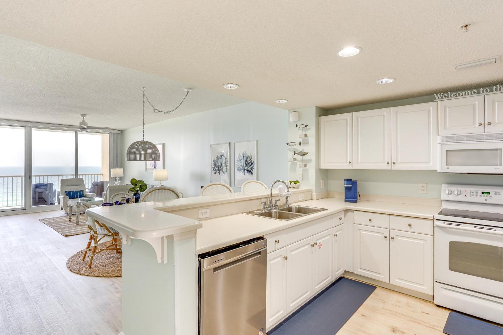 9Th-Floor Beach Condo At Majestic Beach Resort! Panama City Beach Bagian luar foto