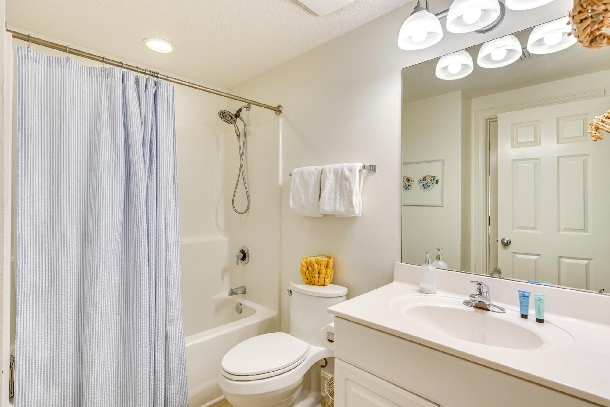 9Th-Floor Beach Condo At Majestic Beach Resort! Panama City Beach Bagian luar foto